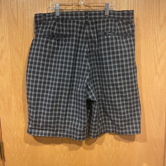 Eddie Bauer Size 36 Short - Picture 2 of 3
